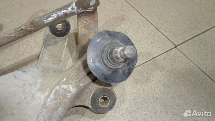 Трапеция стеклоочистителей Nissan Primera (P12)