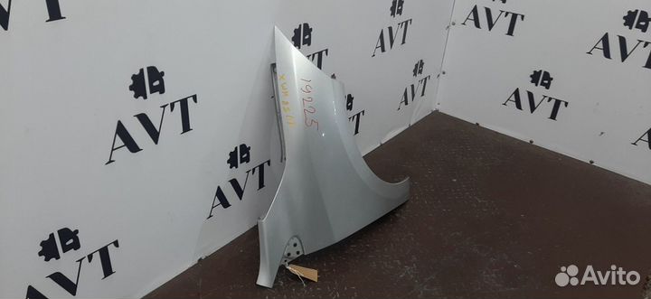 Крыло переднее правое Renault Megane 3