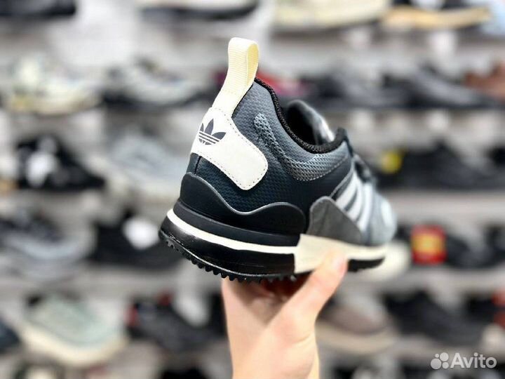 Кроссовки Adidas ZX 700