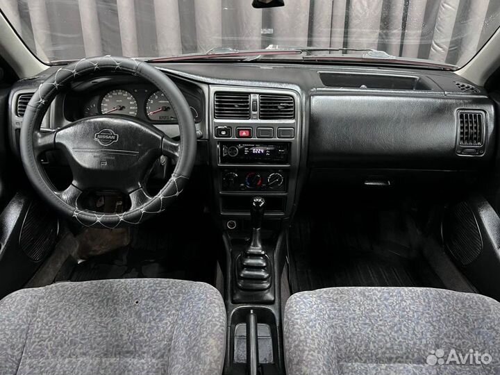 Nissan Almera 1.6 МТ, 1998, 200 000 км