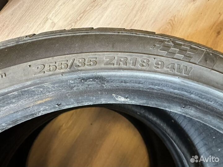 Kumho Ecsta PS31 255/35 R18 94W