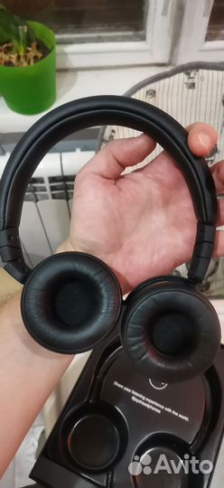 Беспроводные наушники jays x five wireless