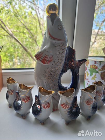 Штоф и рюмки 