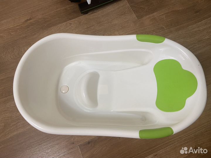 Ванночка для купания новорожденного