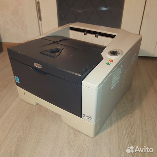 Чepнo-белый cетевой принтeр A4