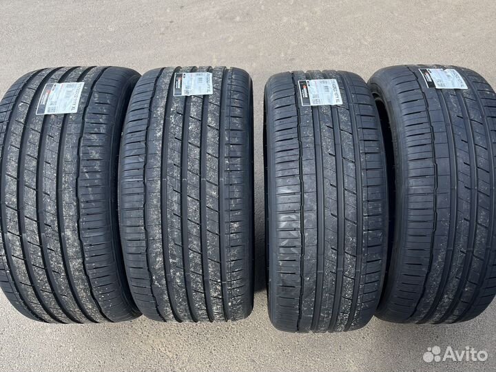 Hankook Ventus S1 Evo3 SUV K127A 315/35 R22 и 275/40 R22 107Y