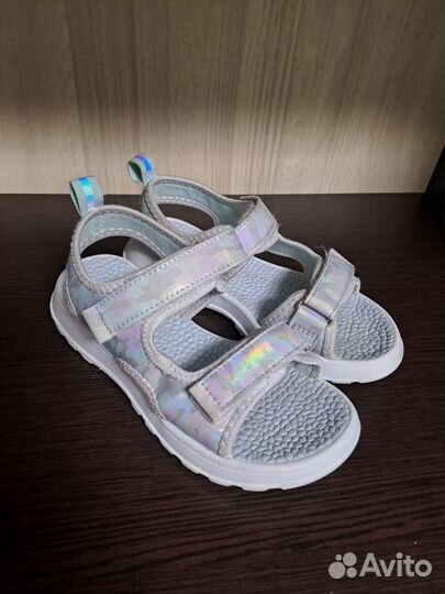 Сандалии для девочки