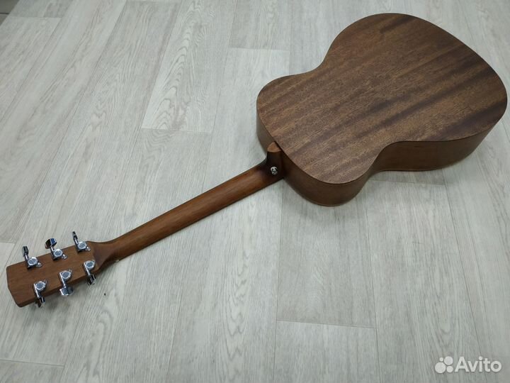 Акустическая гитара cort массив