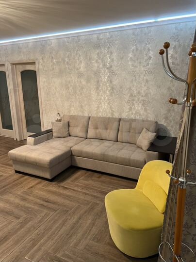 2-к. квартира, 52 м², 3/3 эт.