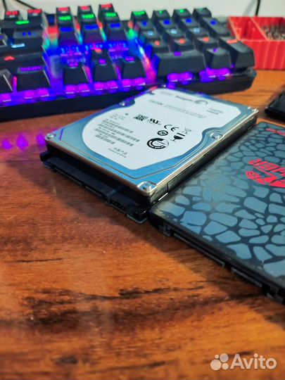 Жесткий диск hdd seagate st1000lm010