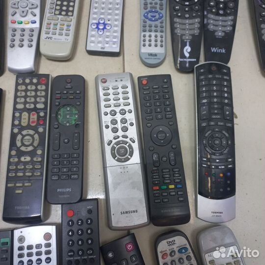 Пульты ду для телевизора 1 лотом