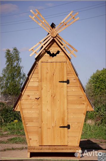Дачный туалет деревянный