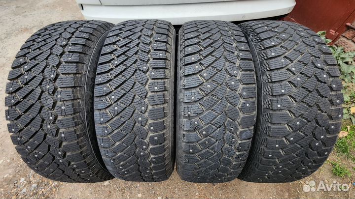 Gislaved Nord Frost 200 SUV 215/60 R17 96T