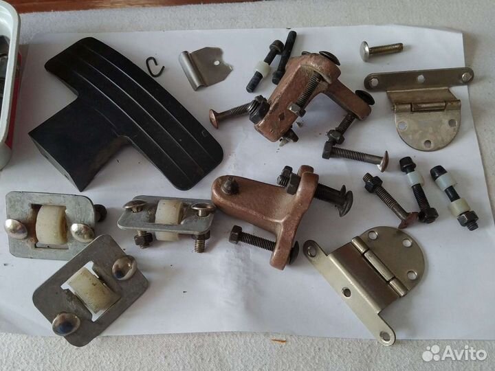 Запчасти к тумбе для ножной швейной машинки