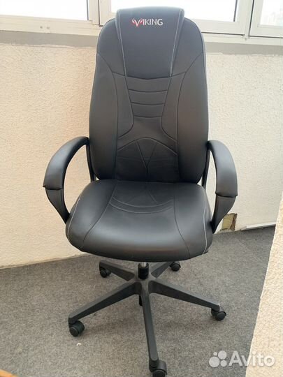 Офисное кресло игровое