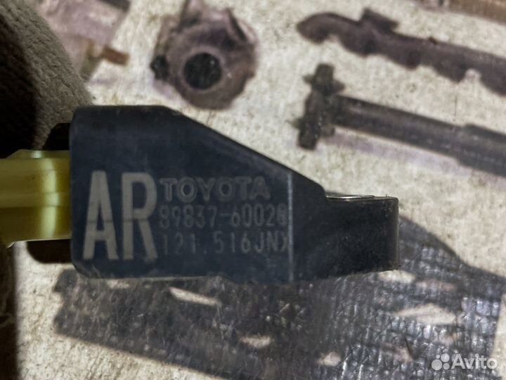 Датчик удара Toyota Land Cruiser Prado 150 2018