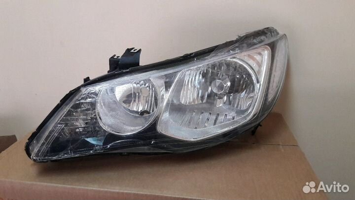 Фара Honda Civic sedan