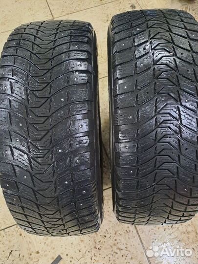 Michelin Latitude X-Ice North 215/60 R16