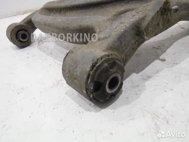 Рычаг задний верхний правый