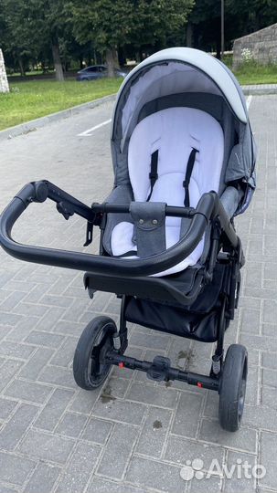 Продам коляску 2 в 1