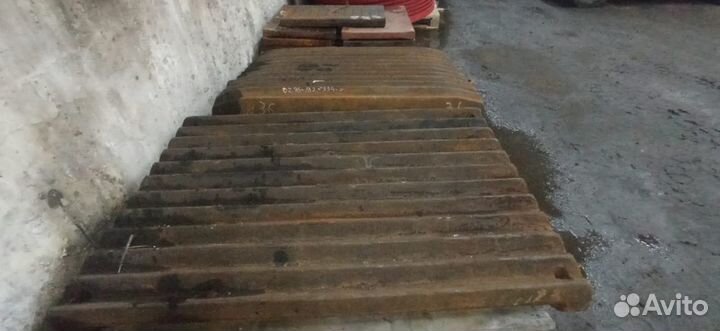 Плиты дробящие см-16 в наличии