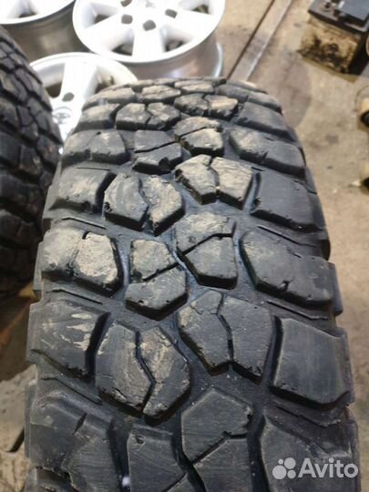 Bfgoodrich Mud-Terrain T/A 30.5/9 R15
