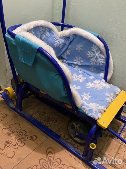 Детские санки с колесами