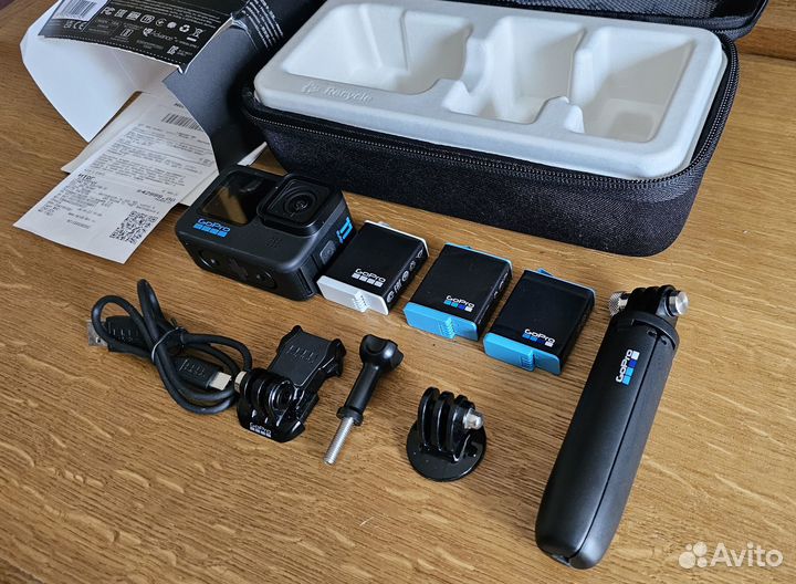 GoPro Hero 11 с аксессуарами