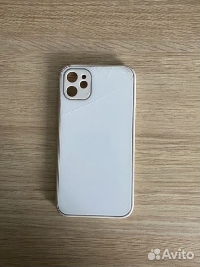 Чехол на iPhone 11 с защитой камеры