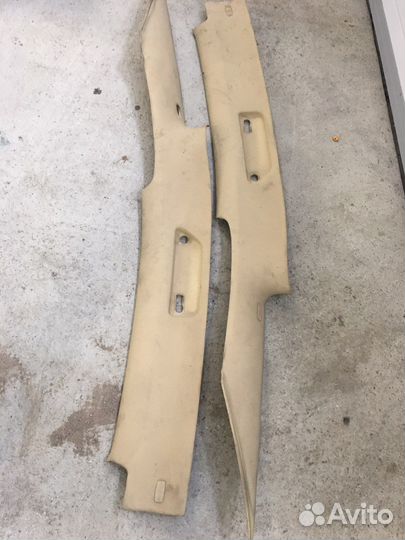 Обшивка задней стойки Volkswagen Phaeton (2025)