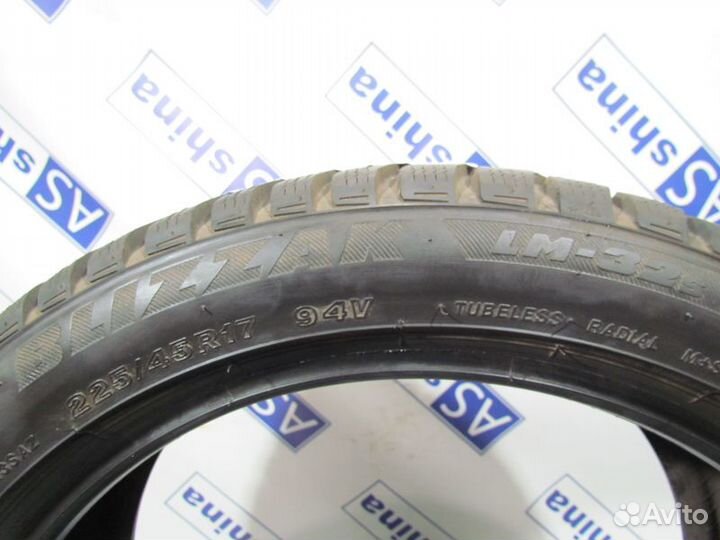 Bridgestone Blizzak LM-32C 225/45 R17 99G