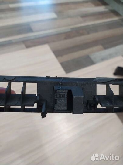 Решетка обдува лобового стекла Bora Jetta 4 Golf 4