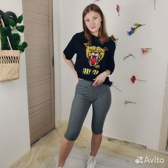 Удлиныенные велосипедки в рубчик Я