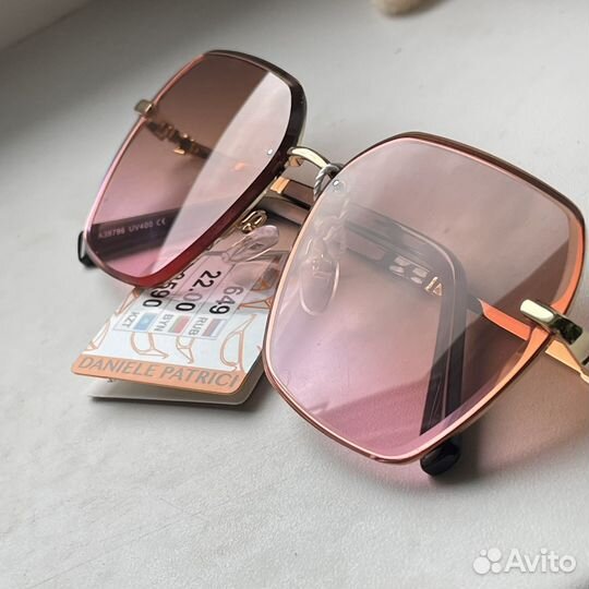 Новые солнцезащитные очки