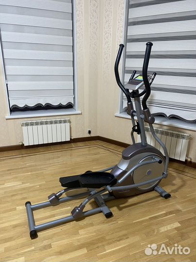 Эллиптический тренажер