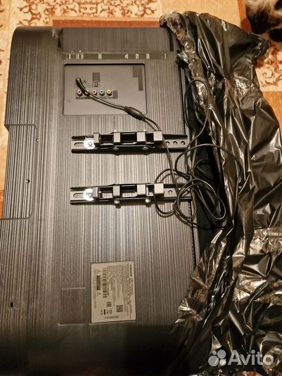 Телевизор Samsung 32