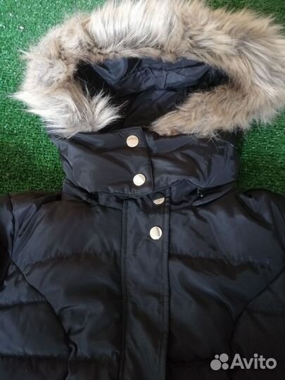 Женский пуховик Guess