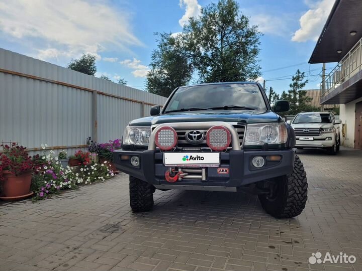 Toyota Land Cruiser 4.2 МТ, 2006, 110 000 км