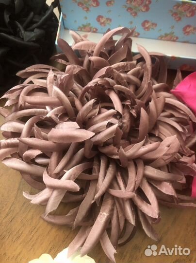 Брошь ручной работы