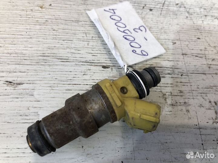 Форсунка Toyota Carina 5A-FE