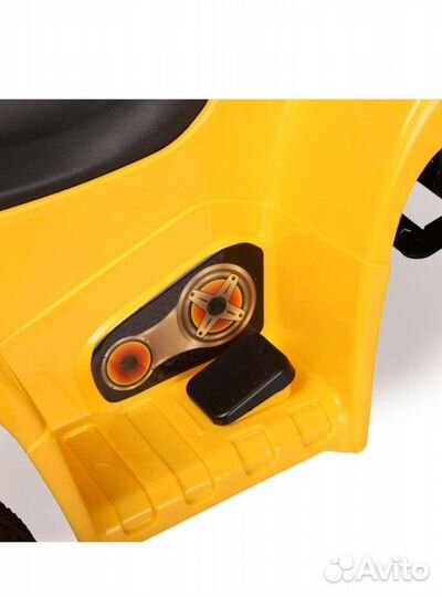 Детский квадроцикл на аккумуляторе