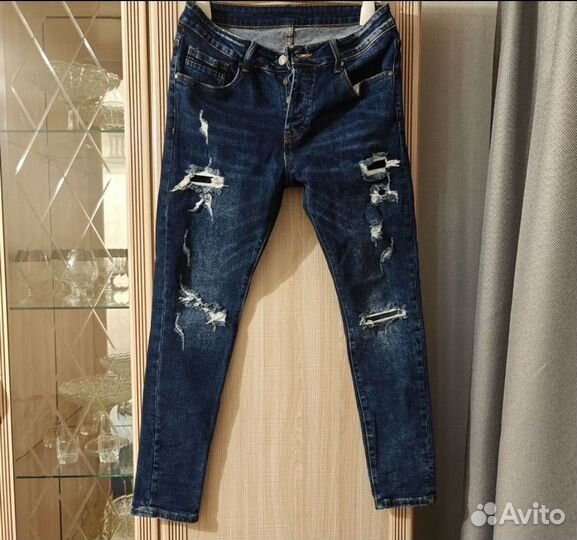 Джинсы типа amiri