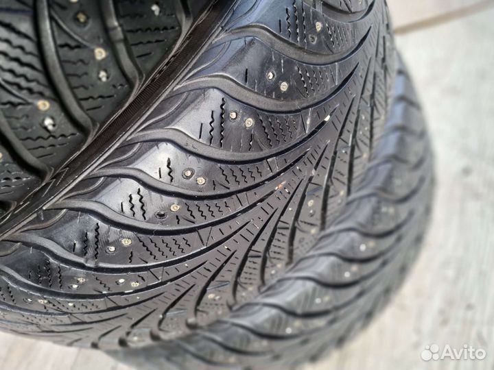 Goodyear UltraGrip Extreme 205/55 R16