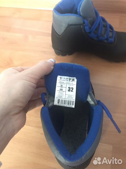 Лыжные ботинки детские 32 размер