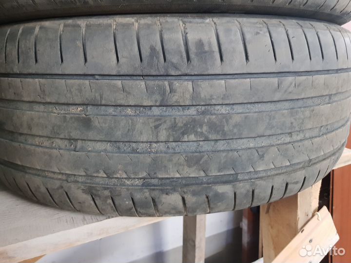 Michelin Pilot Sport 4 SUV 235/55 R19