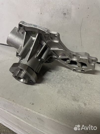 Насос водяной Febi 10013