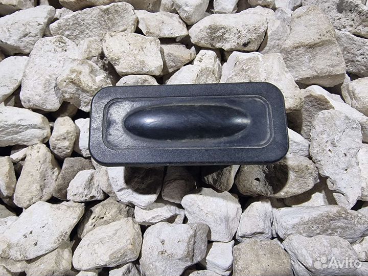 Кнопка багажника Флюенс Fluence