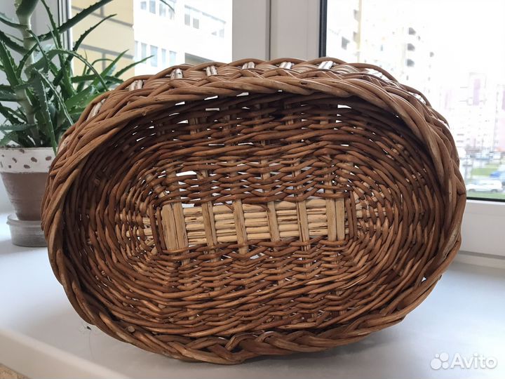 Корзина плетеная