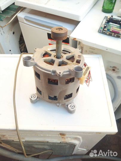 Двигатель от стиральной машины zanussi