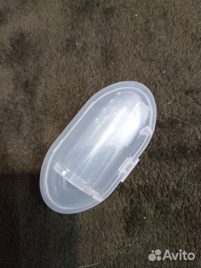 Зубная щетка детская на палец